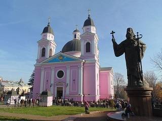 На Буковине УПЦ возрождает дореволюционный церковный благотворительный фонд